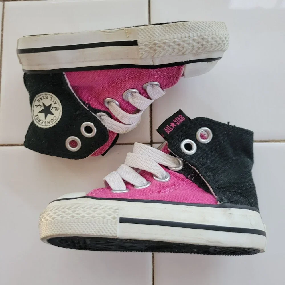 Converse All Star Infant High‎ Top Sneakers Size 2 Black Pink Canvas Shoes
